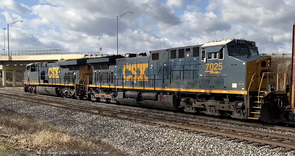 CSX 7025